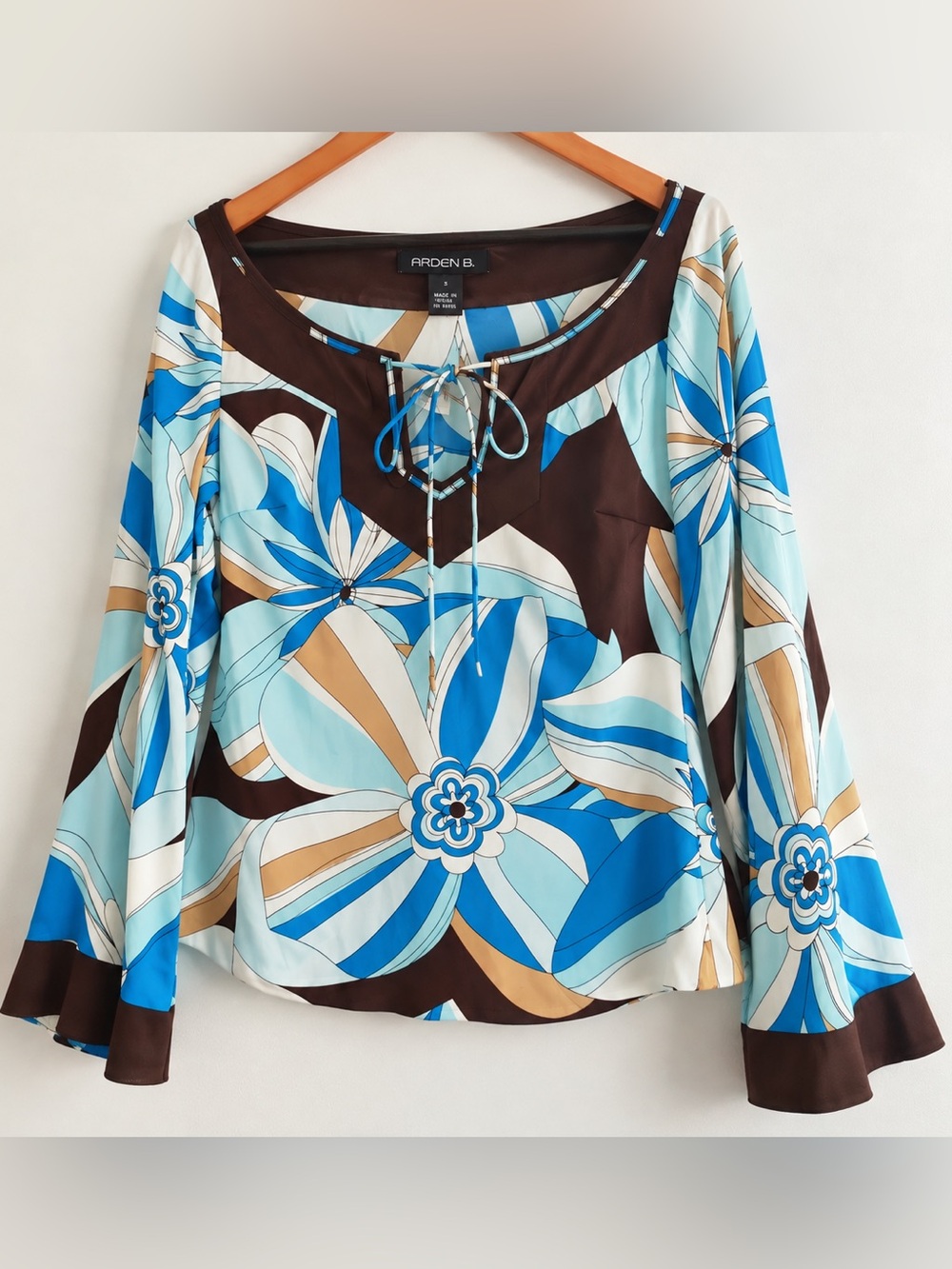 Arden B NWT Blue and Brown Floral Scoop-Neck Tie-Front Top